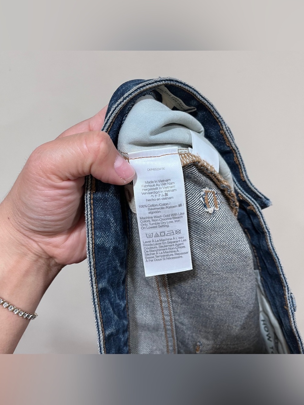 Madewell The Darted Barrel-Leg Jean Danver WashRigid size 26 - Picture 9 of 9